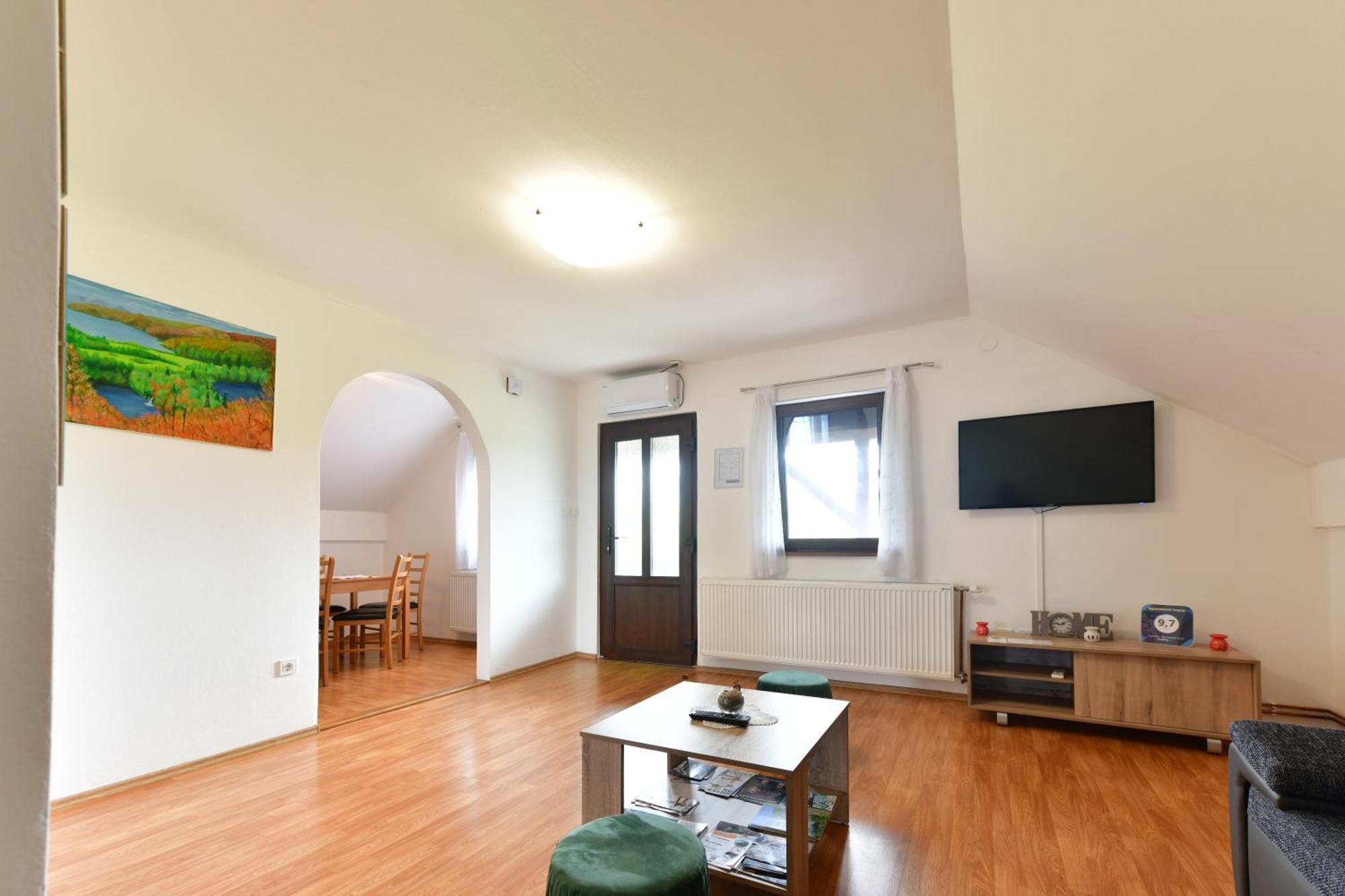 Apartment Ivano Rakovica Exterior foto