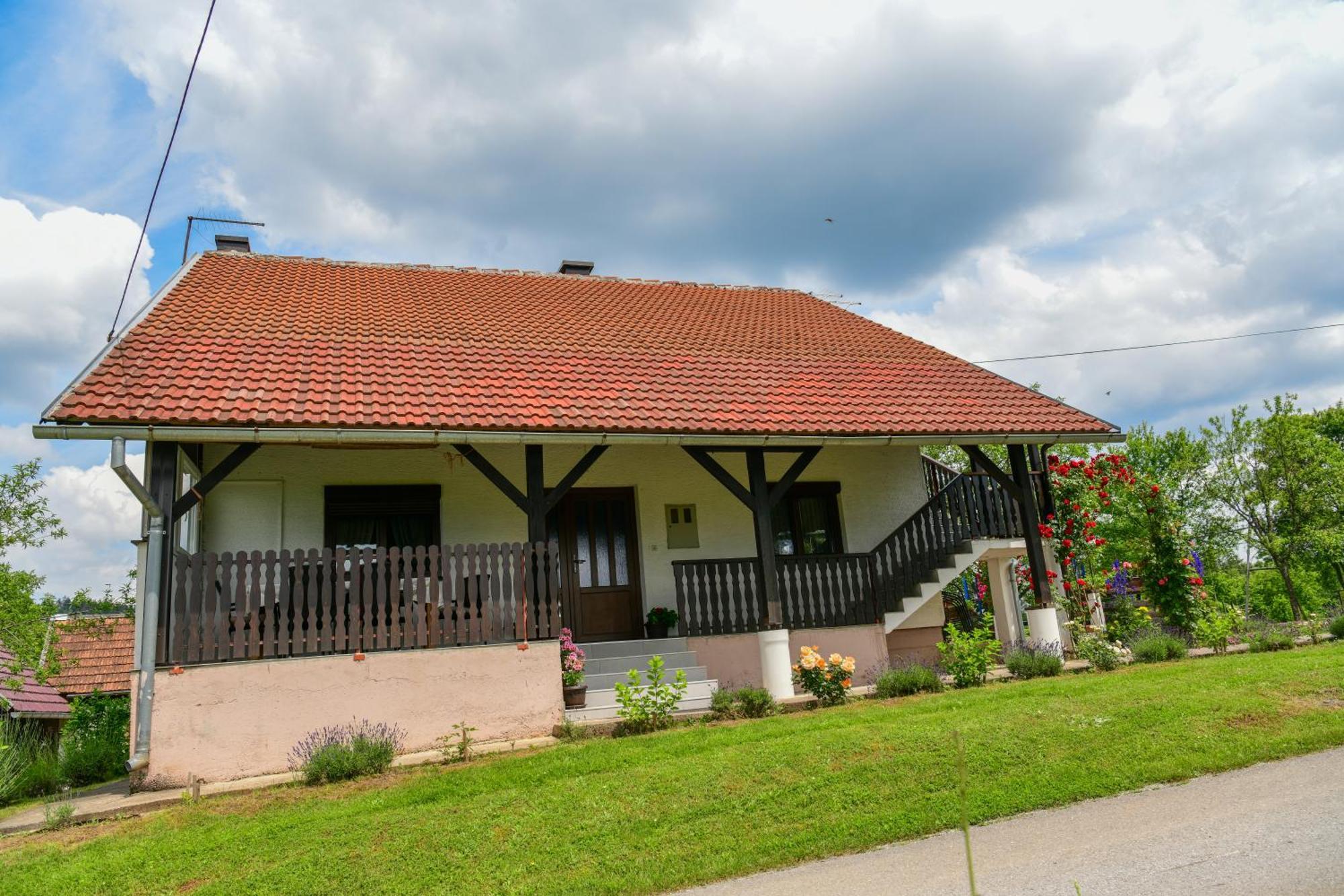 Apartment Ivano Rakovica Exterior foto